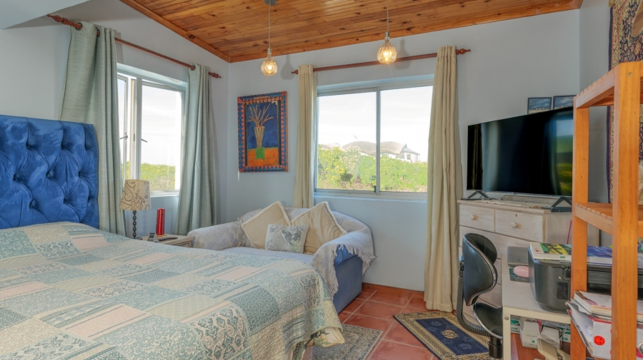 3 Bedroom Property for Sale in Suiderstrand Western Cape